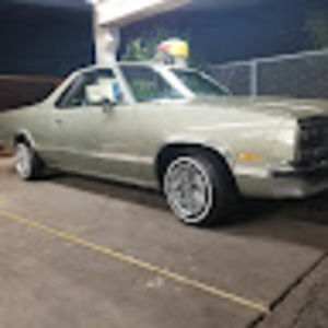 Meet your Posher, Adrian